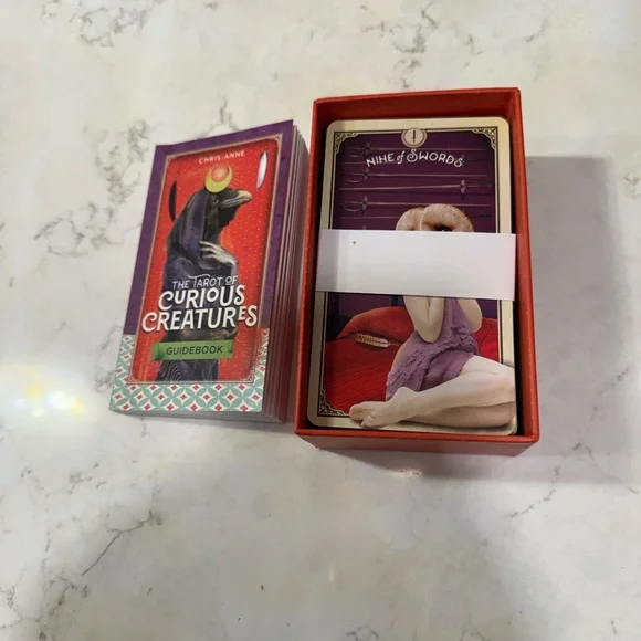 The Tarot of Curious Creatures Deck - Picture 6 of 6